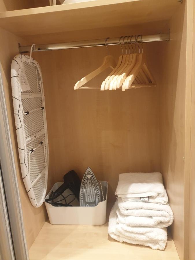 London Luxury Apartments 4 Min Walk From Ilford Station, With Free Parking Free Wifi Buitenkant foto